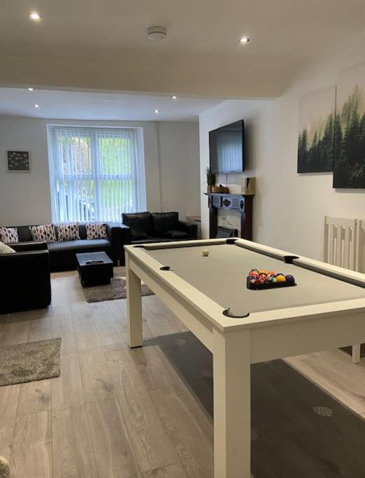 Brynhyfryd Cottage Aberaman ภายนอก รูปภาพ