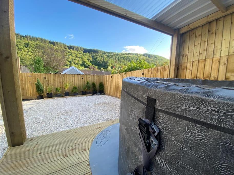 Brynhyfryd Cottage Aberaman ภายนอก รูปภาพ