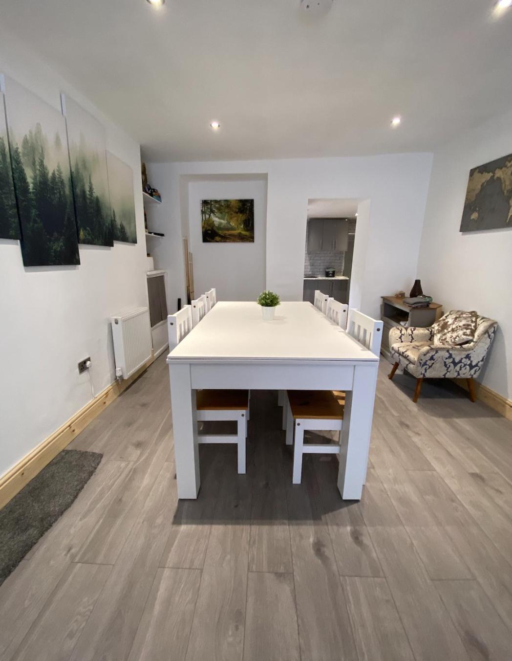 Brynhyfryd Cottage Aberaman ภายนอก รูปภาพ